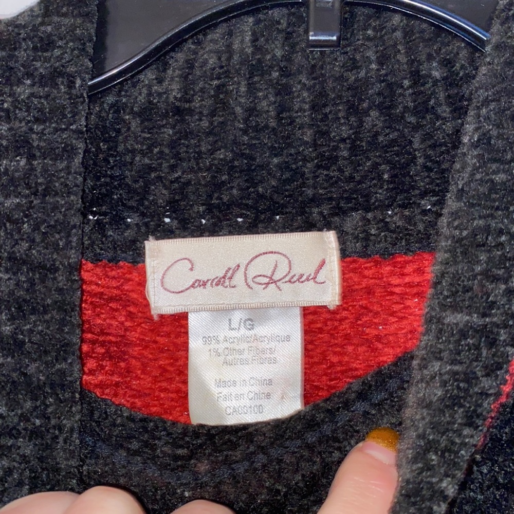 3/$30 Carroll Reed Sweater - Picture 4 of 5